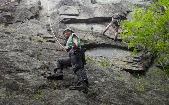 rock climbing course for teens in maine